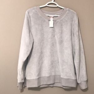 Wondershop large plush ladies sweatshirt.